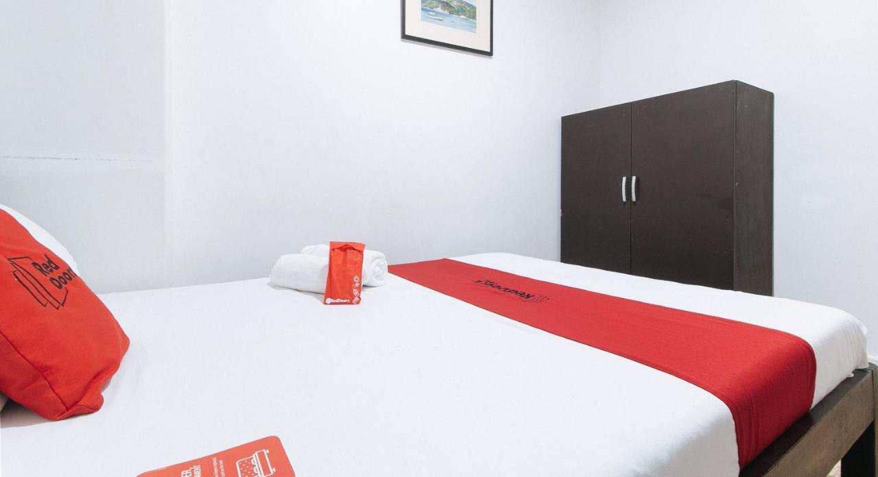 Reddoorz Plus @ Better Living Paranaque Paranaque City Eksteriør bilde